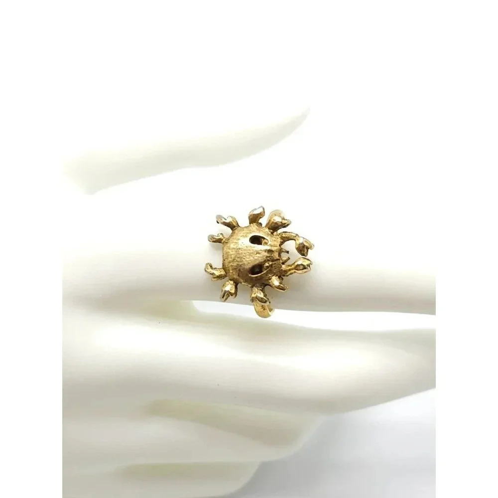 Textured Gold Tone Crab Openwork Vintage 1970s Ring Size 7